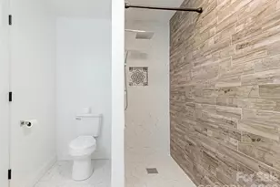 1831 Erie St, Charlotte, NC 28216 - Photo 21