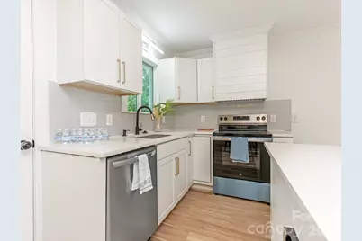 1831 Erie Street, Charlotte, NC 28216 - Photo 9