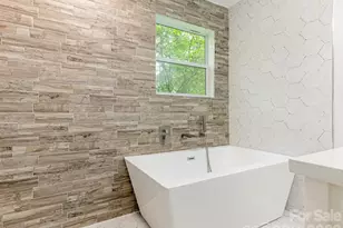 1831 Erie St, Charlotte, NC 28216 - Photo 19