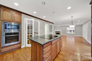 1300 Home Pl, Matthews, NC 28105 - Photo 11