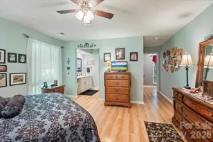 106 E Laurel Ln, Etowah, NC 28729 - Photo 21