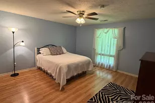 106 E Laurel Ln, Etowah, NC 28729 - Photo 25