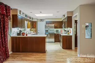 106 E Laurel Ln, Etowah, NC 28729 - Photo 17