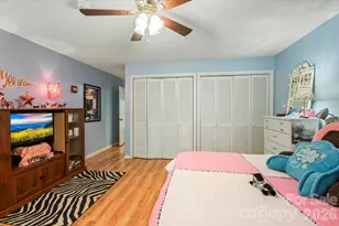 106 E Laurel Ln, Etowah, NC 28729 - Photo 29