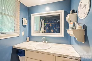 106 E Laurel Ln, Etowah, NC 28729 - Photo 27