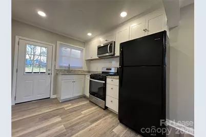 1300 Main Street #7, Mount Holly, NC 28120 - Photo 3