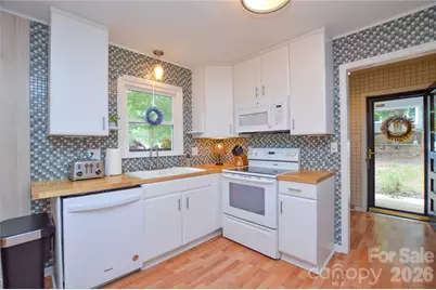 1059 Woodlake Lane, Tega Cay, SC 29708 - Photo 19