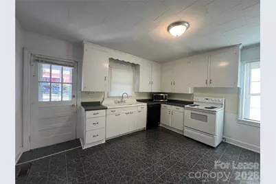 111 Hilltop Street, Mount Holly, NC 28120 - Photo 3