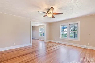 157 Morgan St, Canton, NC 28716 - Photo 9