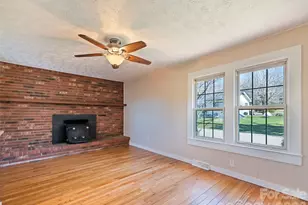 157 Morgan St, Canton, NC 28716 - Photo 13