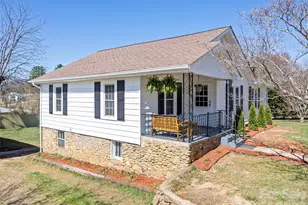 157 Morgan St, Canton, NC 28716 - Photo 1