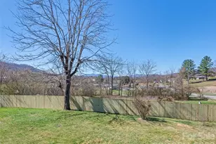 157 Morgan St, Canton, NC 28716 - Photo 33