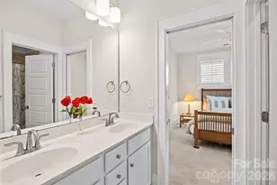 727 Morgan Park Dr, Charlotte, NC 28204 - Photo 23