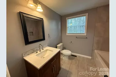 1456 17th Avenue NE, Hickory, NC 28601 - Photo 7