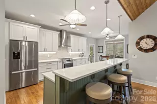 719 Overlook Dr, Flat Rock, NC 28731 - Photo 13