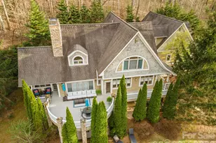 11 Hearthstone Dr, Asheville, NC 28803 - Photo 3