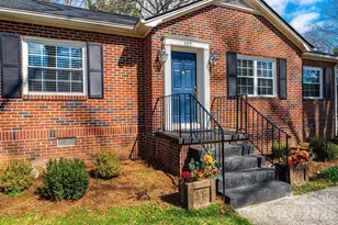 132 15th Ave NW, Hickory, NC 28601 - Photo 3