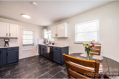 132 15th Avenue NW, Hickory, NC 28601 - Photo 15