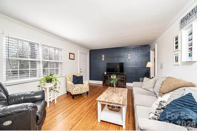 132 15th Avenue NW, Hickory, NC 28601 - Photo 5