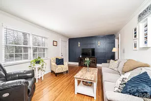 132 15th Ave NW, Hickory, NC 28601 - Photo 5