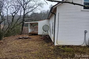 262 Blackberry Ln, Bakersville, NC 28705 - Photo 31