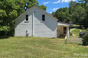 262 Blackberry Ln, Bakersville, NC 28705 - Photo 33