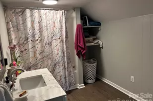 262 Blackberry Ln, Bakersville, NC 28705 - Photo 11