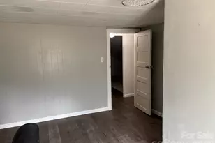 262 Blackberry Ln, Bakersville, NC 28705 - Photo 17