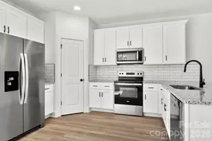 119 Indian Wls Ct, Harmony, NC 28634 - Photo 9