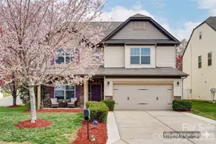 526 Danson Dr, Fort Mill, SC 29715 - Photo 1