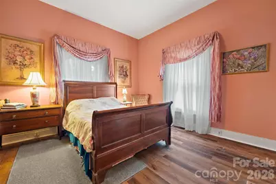 530 E Rutledge Avenue, Gaffney, SC 29340 - Photo 23