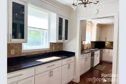 530 E Rutledge Avenue, Gaffney, SC 29340 - Photo 15