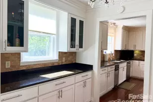 530 E Rutledge Ave, Gaffney, SC 29340 - Photo 15