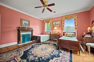 530 E Rutledge Ave, Gaffney, SC 29340 - Photo 29