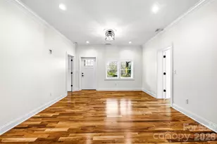 807 N Whitted St, Hendersonville, NC 28791 - Photo 9