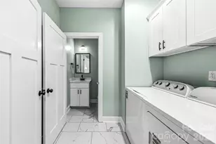 807 N Whitted St, Hendersonville, NC 28791 - Photo 27