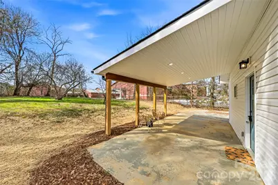 807 N Whitted Street, Hendersonville, NC 28791 - Photo 31