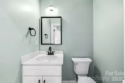 807 N Whitted Street, Hendersonville, NC 28791 - Photo 23