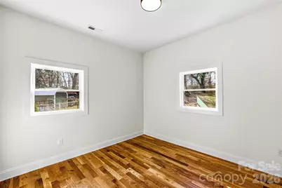 807 N Whitted Street, Hendersonville, NC 28791 - Photo 25