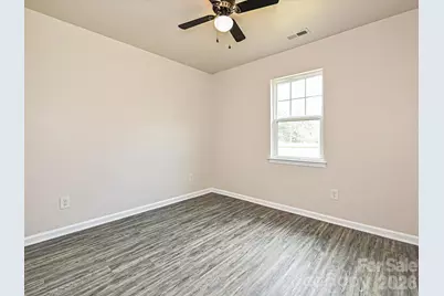 7826 Burch Shire Road, Charlotte, NC 28269 - Photo 21