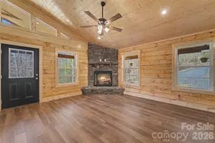 677 Ridgetop Cir, Whittier, NC 28789 - Photo 17