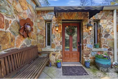 501 W Maryland Avenue, Bessemer City, NC 28016 - Photo 5