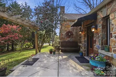 501 W Maryland Avenue, Bessemer City, NC 28016 - Photo 3