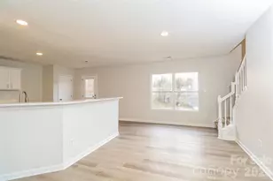 7420 Lady Liberty Ln, Charlotte, NC 28217 - Photo 5