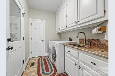 18801 River Falls Drive, Davidson, NC 28036 - Photo 21