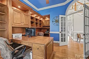 18801 River Falls Dr, Davidson, NC 28036 - Photo 7