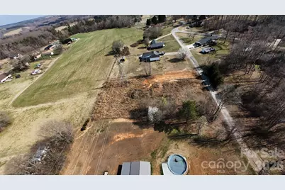 907 Honeysuckle Drive, Shelby, NC 28150 - Photo 11