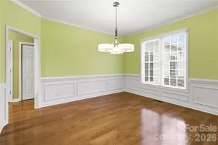 214 Hedgecrest Ln, York, SC 29745 - Photo 5