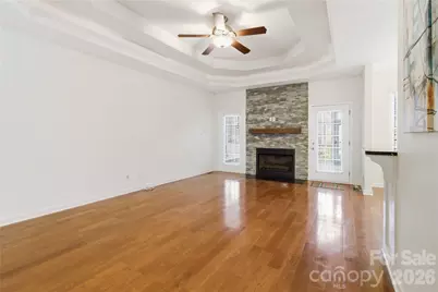 214 Hedgecrest Lane, York, SC 29745 - Photo 9