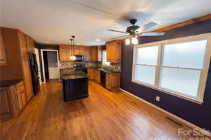 3029 Southampton Cir, Gastonia, NC 28056 - Photo 9